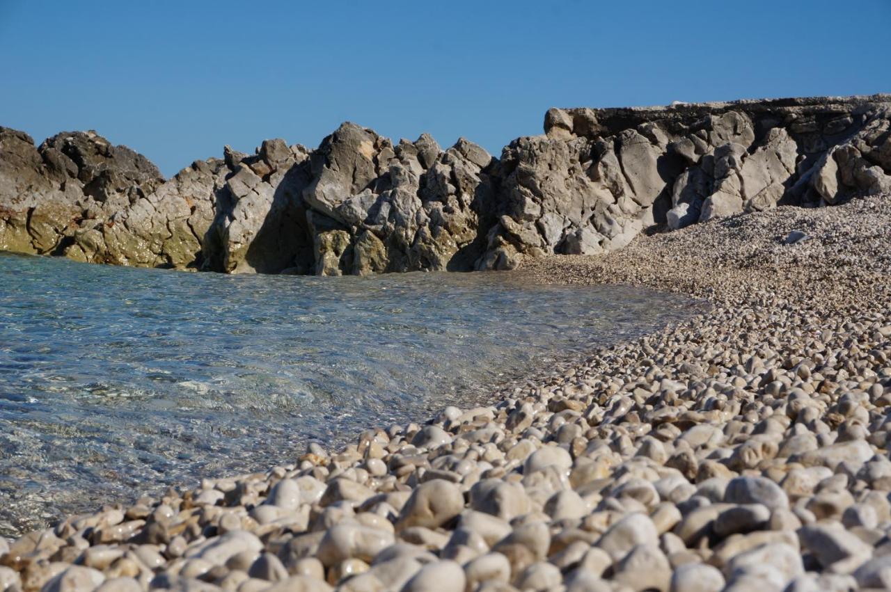 Studio Apartment Michelle - Intermezzo with sea view Rabac Esterno foto