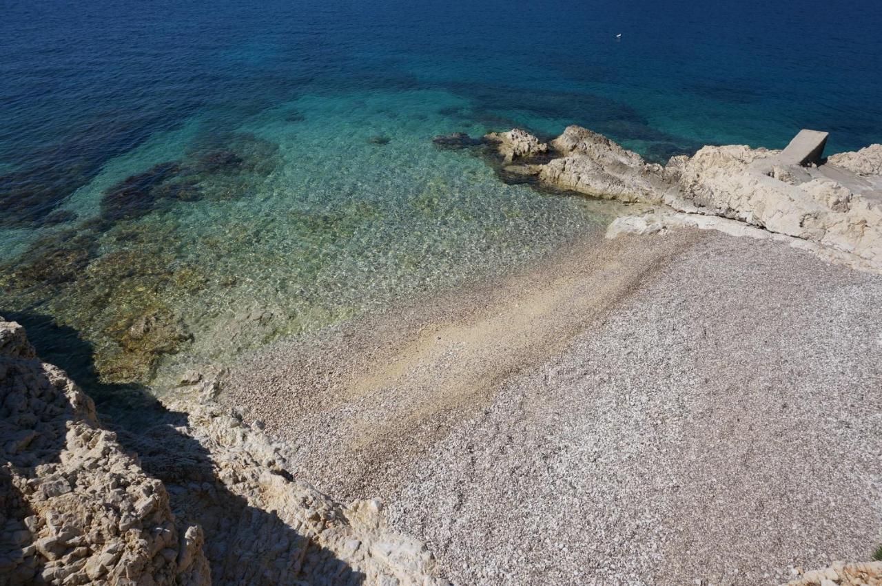 Studio Apartment Michelle - Intermezzo with sea view Rabac Esterno foto