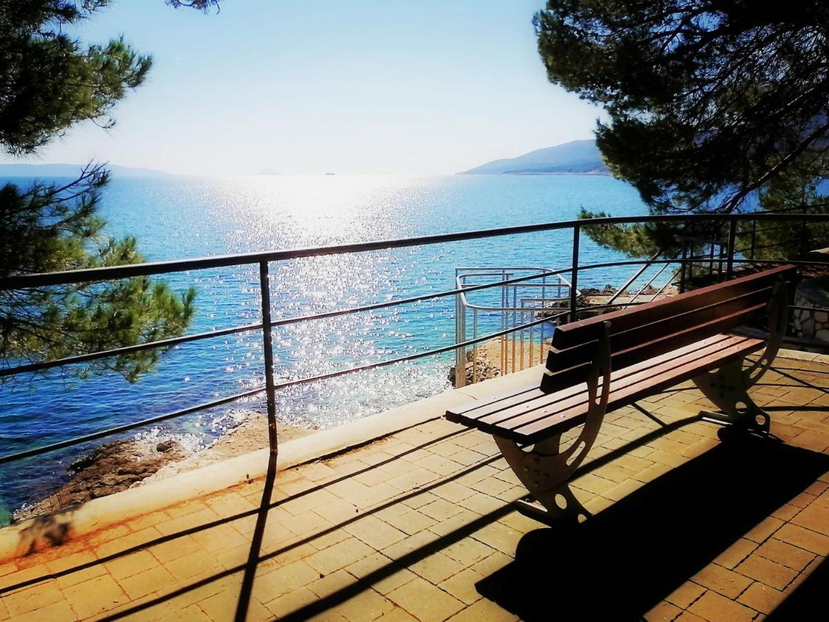 Studio Apartment Michelle - Intermezzo with sea view Rabac Esterno foto